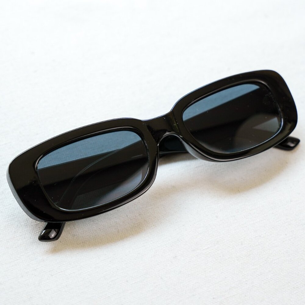 y2k rectangle retro style Black Frame, Dark Lens frame sunglasses
